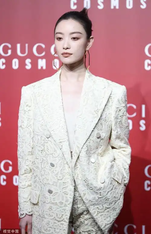 天美传媒林予曦国产老夫子