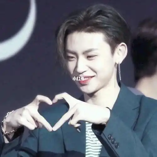 小鬼对我比心直接没了05达令慎点我怕