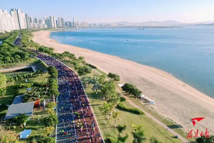 厦门环东半程马拉松赛圆满落幕中国半马最新纪录诞生!