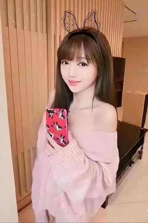 陈楚河与美女一起吃饭然后一起回酒店值得八卦媒体去拍吗