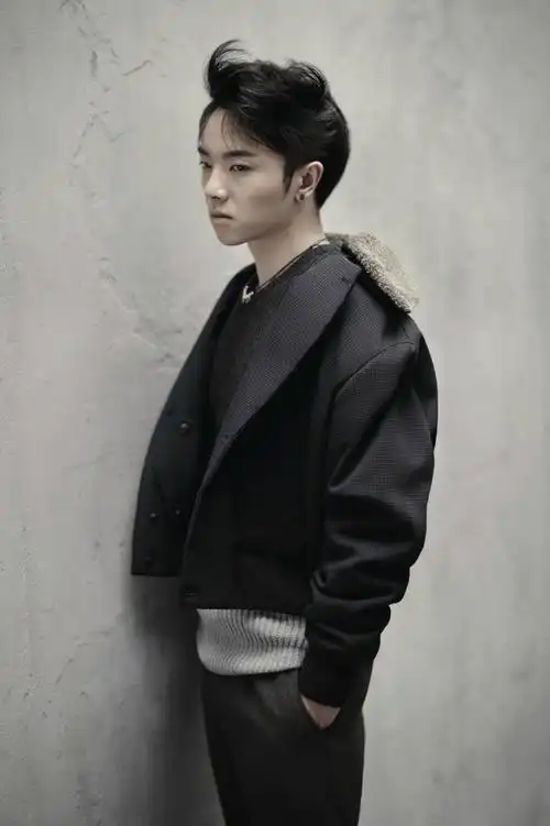 华晨宇 2014年10月 luomo vogue:那个"快乐男声"