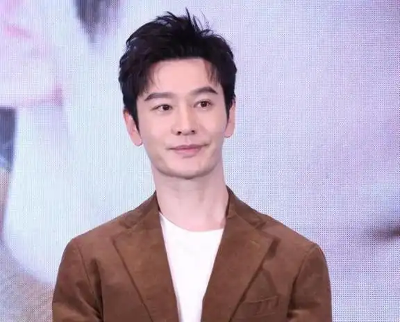 黄晓明母亲张素霞儿子47岁也不能放手没能挽救儿子婚姻最痛心