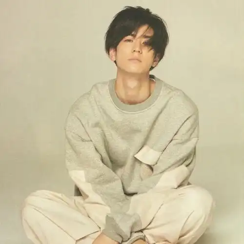 日本帅哥头像持续更新别被封面骗了真的不是沙雕图楼