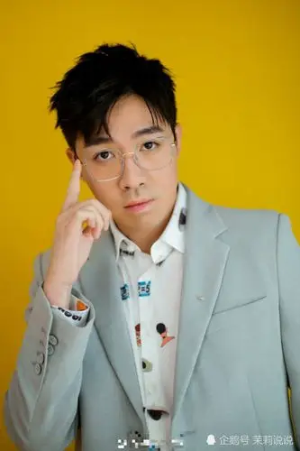 意外让他完成了蜕变,他的经历让人佩服,他就是我们熟悉的演员