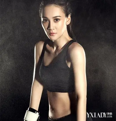 图安雅萍性感图片欣赏特警力量中成性感女神