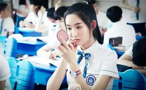 《少年派》王玉雯饰演"最美校花"引争议