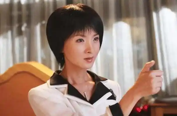 回顾谢兰:嫁给师小红丁克11年愁坏婆婆,39岁意外怀孕全家乐开怀