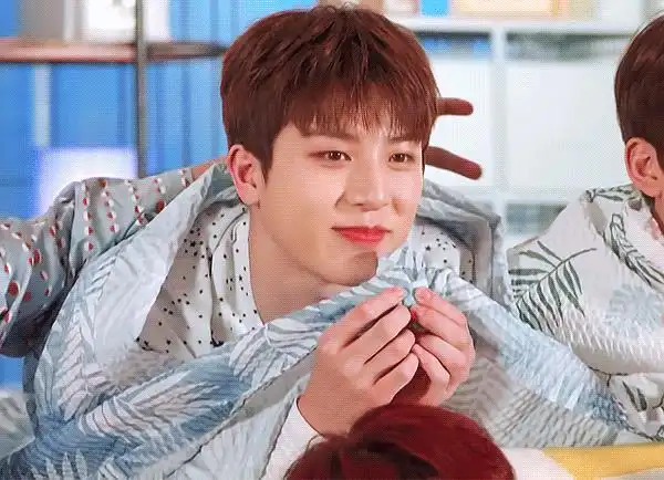 好渴有没有可爱帅气的年下小男孩爱豆图看