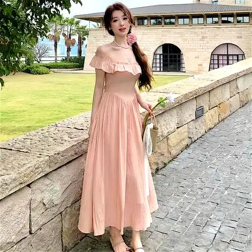 茶歇法式方领粉色连衣裙女夏初恋少女裙别致甜美风夏季荷叶边长