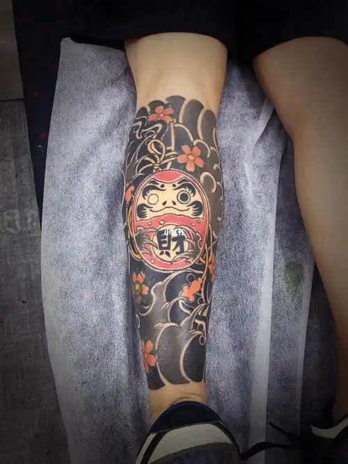 包小腿蛇与达摩蛋广州纹身王朝刺青老传统