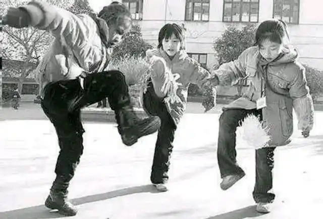 六一儿童节到了,让我们回到70年代人的童年记忆