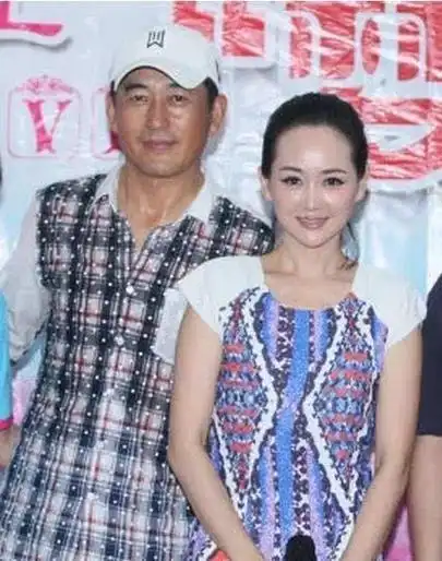 "我们离婚吧,我已爱上了别人",38岁的王志飞,一扭头就娶了她