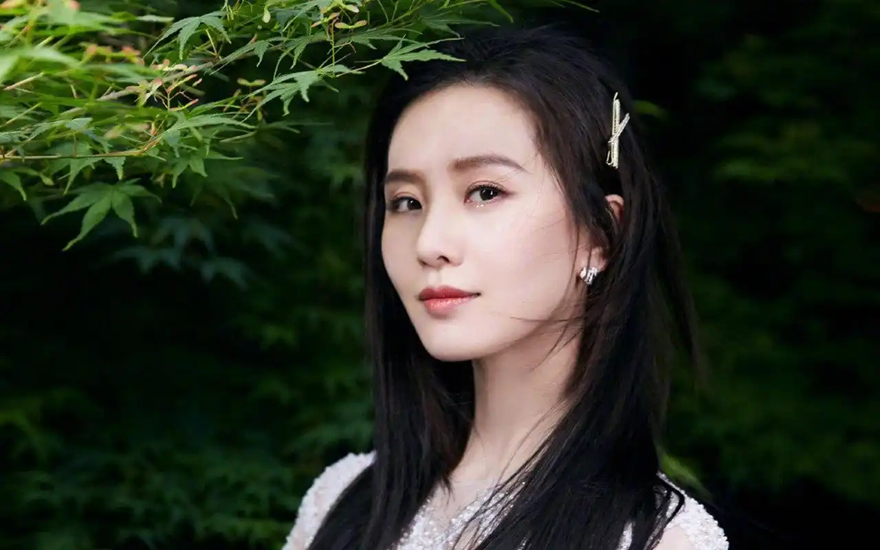 电脑壁纸 明星 大陆明星 刘诗诗性感灵动妩媚妖娆气质迷人写真