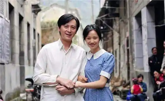 雷汉:曾是体育老师,因《霸王别姬》走红,摄影师女儿是他的骄傲_腾讯