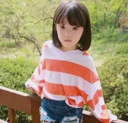 5,小姑娘内扣短发发型