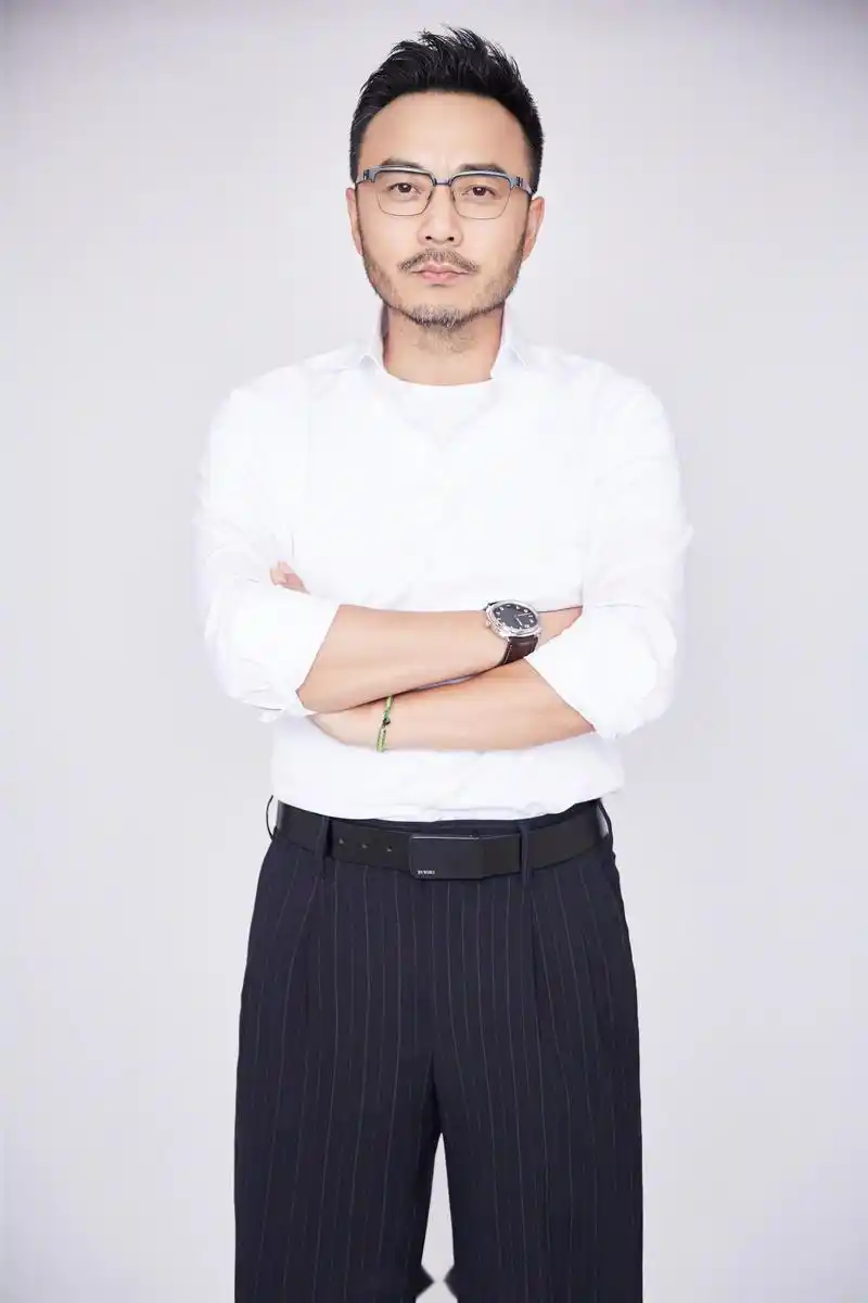 #春晚大联欢#  汪涵,何炅两大王牌主持坐镇 李锐,李维嘉,钱枫,杜海涛,