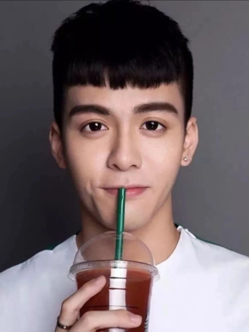 快要开学了,精选帅气男发23款,大学生快看看!_发型