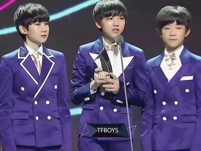 415是你们梦开始的日子呀09tfboys