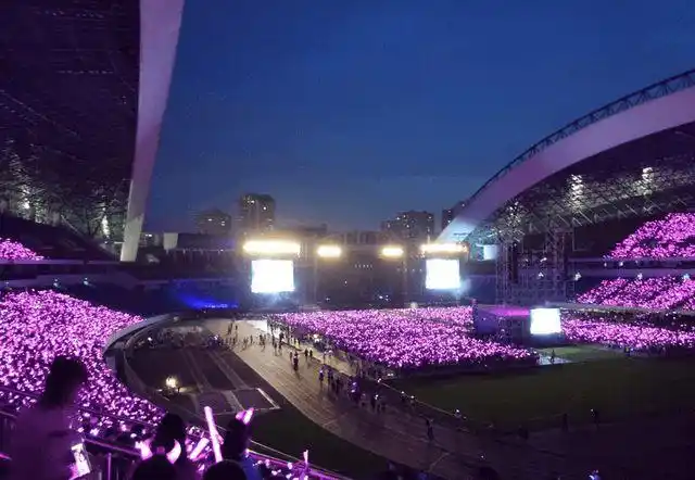 周杰伦演唱会取消点歌环节,网友:心疼他