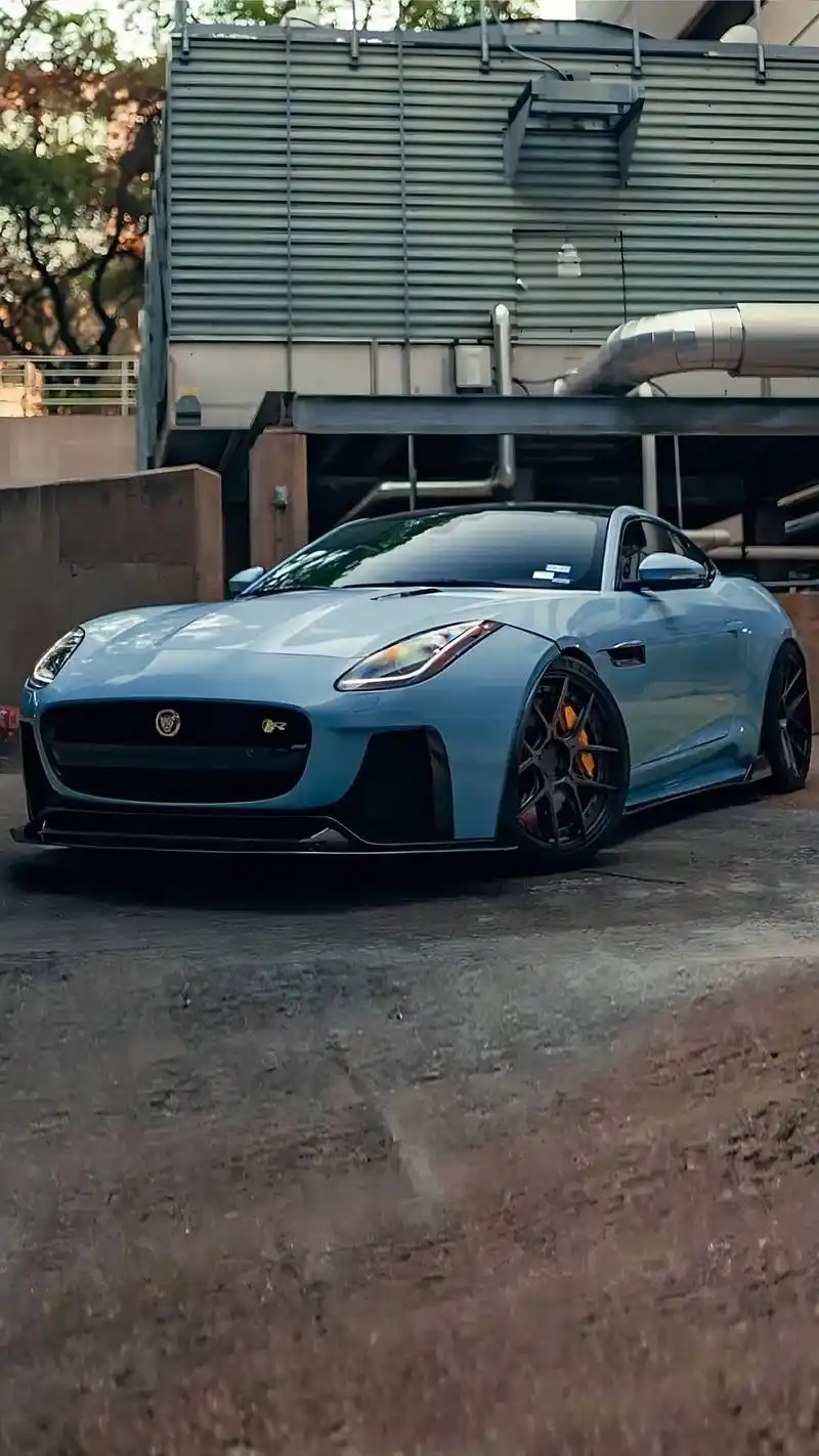 自带赛道基因的捷豹f-type表现出众!不愧是英国高端汽车品牌