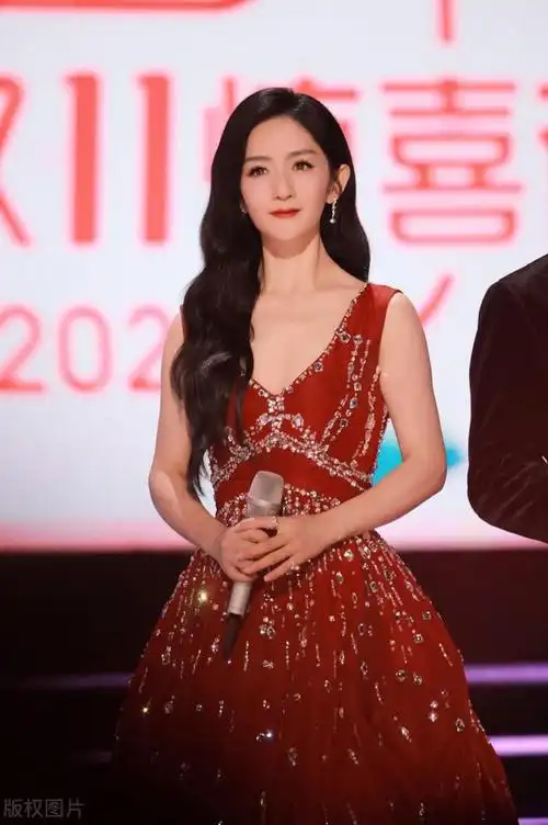 谢娜自曝生二胎后得产后抑郁