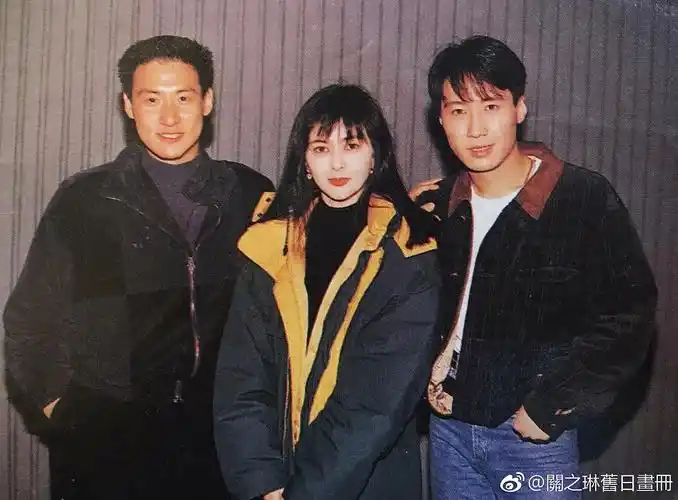 明月照尖东 剧照