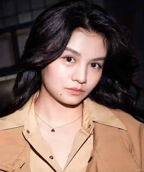 春夏,1992年5月5日出生于云南省昆明市,华语影视女演员,模特.