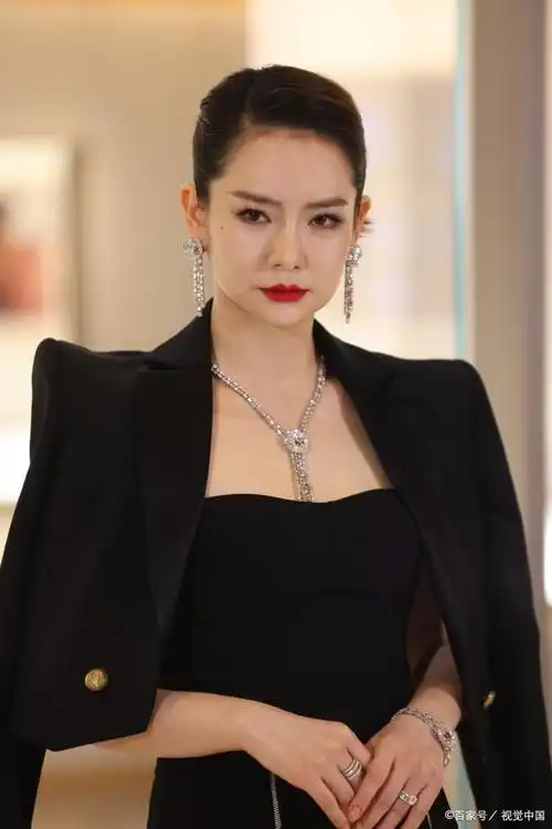 戚薇刮刮乐中奖