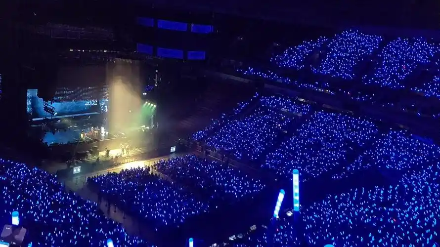 王俊凯舞台粉在么进来康康蓝海大合唱