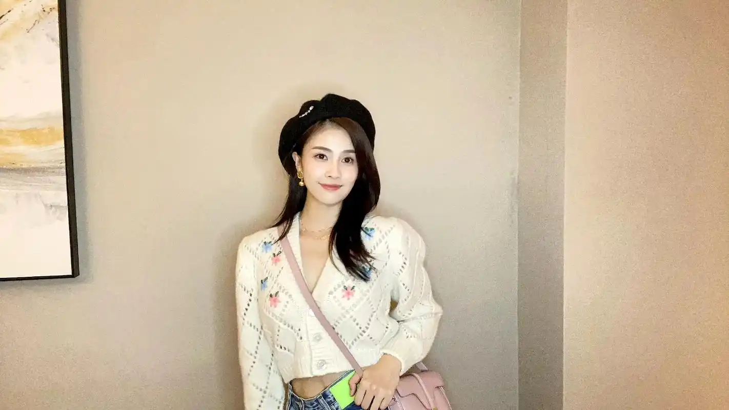 白鹿my #向全世界安利白鹿 #白鹿壁纸 #甜系女孩 - 抖音