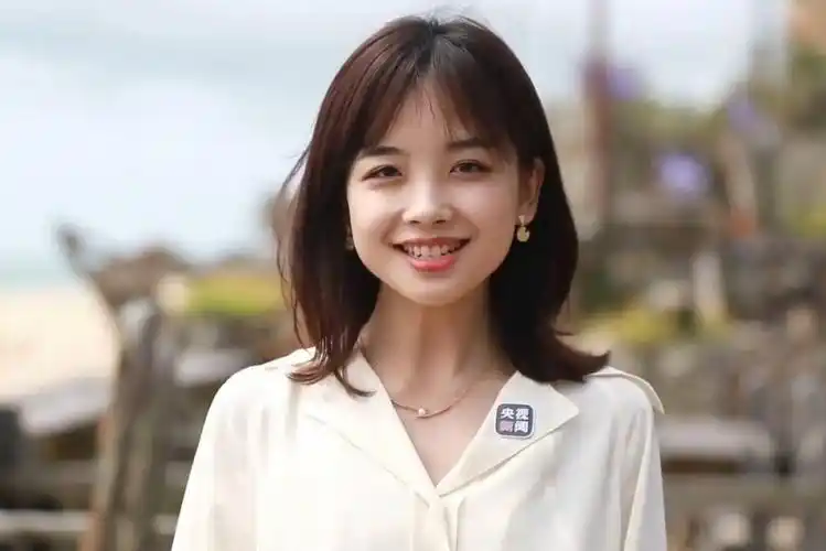 央视王冰冰4个月后回归!