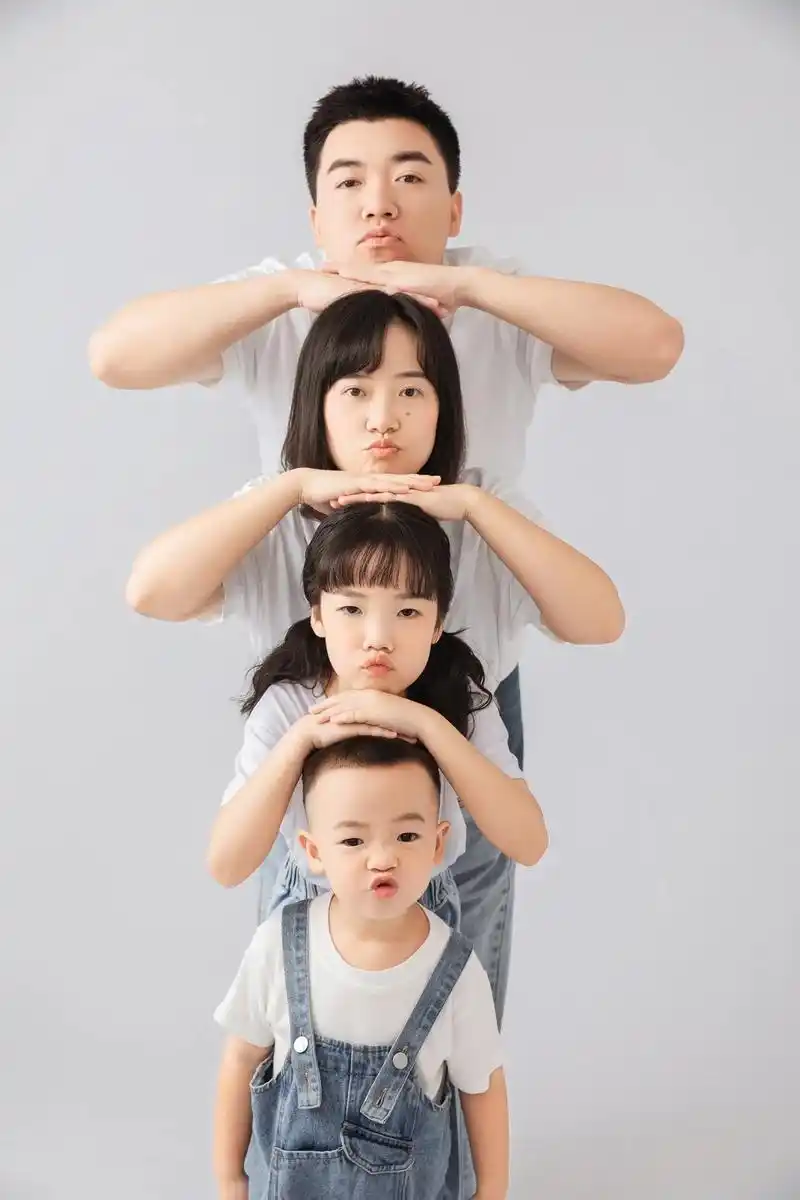 幸福的一家四口.#儿童摄影 #亲子照 - 抖音