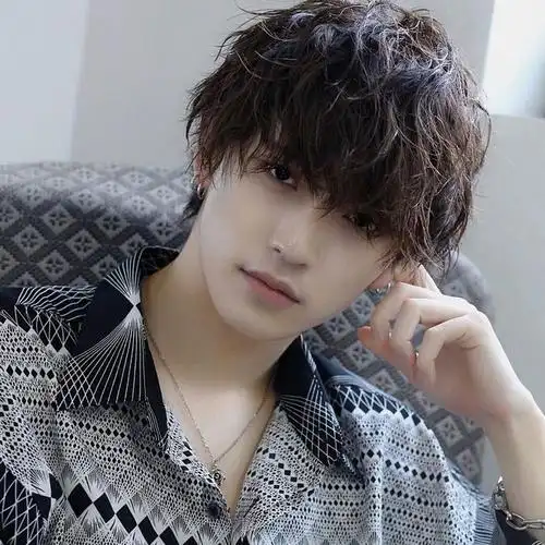 2020最火男发21款,清爽时尚显精神,帅到马上想收藏|发型|烫发|头型