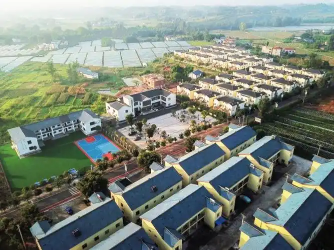 太安镇罐坝新农村