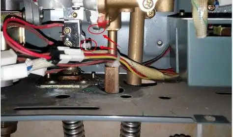 万家乐热水器开箱有水是怎么回事万家乐电热水器热水出水小怎么回事