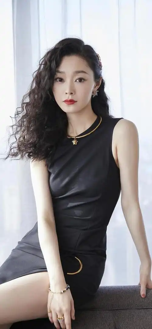 清秀甜美,宋轶唯美写真图集_网易订阅