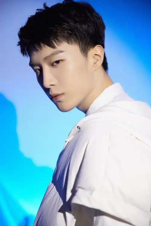 范丞丞 - 堆糖,美图壁纸兴趣社区