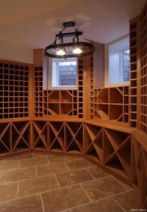 地下室酒窖,家庭地下室酒窖