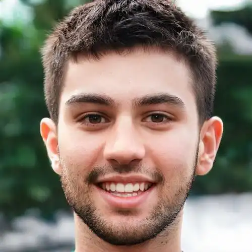 如何让照片变成 3d 头像?论文中介绍了三个主要的步骤.