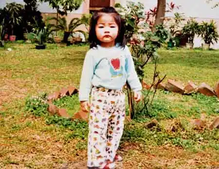 组图:陈慧琳幼年照片大曝光 看靓女如何成长