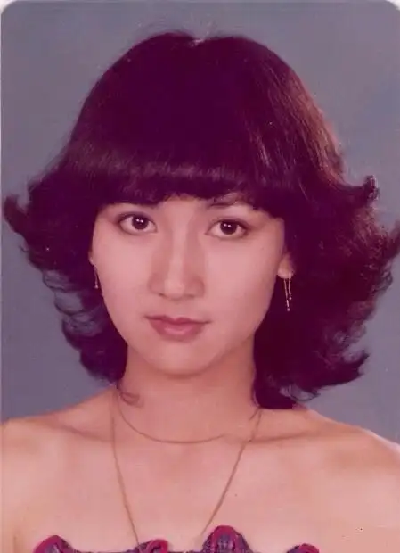 年轻时候的陈美琪原来这么漂亮难怪会被富豪看上