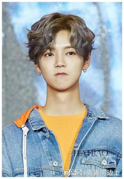 这一次33岁的鹿晗又给娱乐圈男偶像好好上了一课