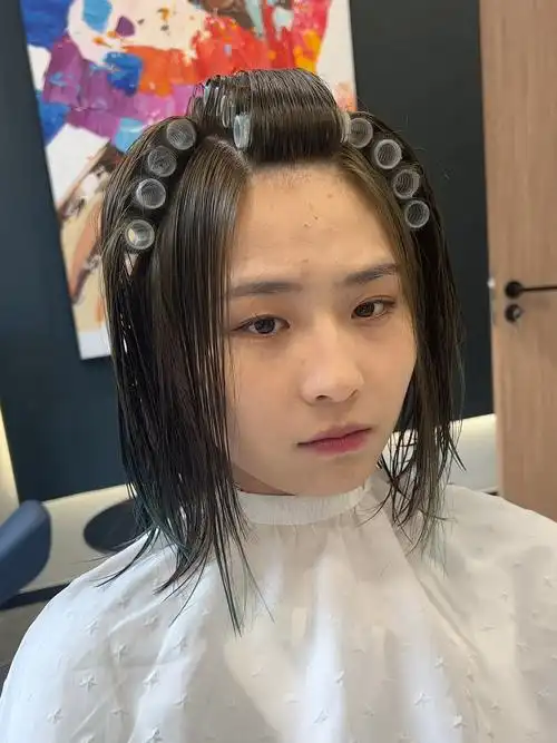 发根蓬松摩根烫