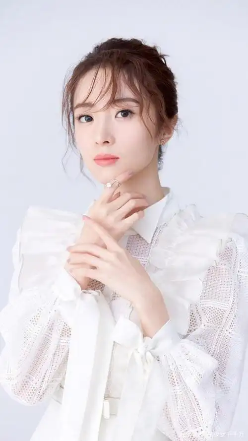 《旋风少女》五年过去,男女主低调,女配的她如今大火