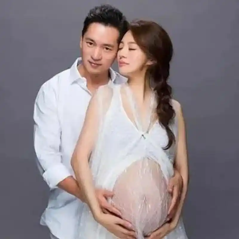 安以轩大肚子竟还能这么漂亮!