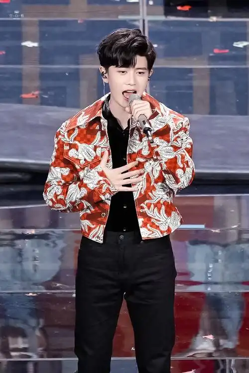 任嘉伦央视春晚##任嘉伦是真帅