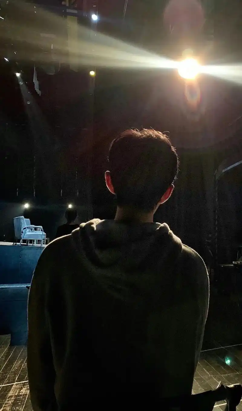 肖战   喜欢的一些背影鲨,肖战可靠! #小飞侠 #今日分 - 抖音