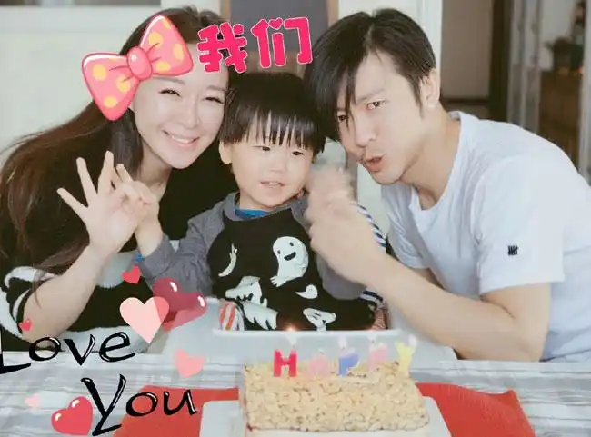 老婆叫杨雨辰也是位导演及制作人,所以大家猜测林申多年前改名林雨申