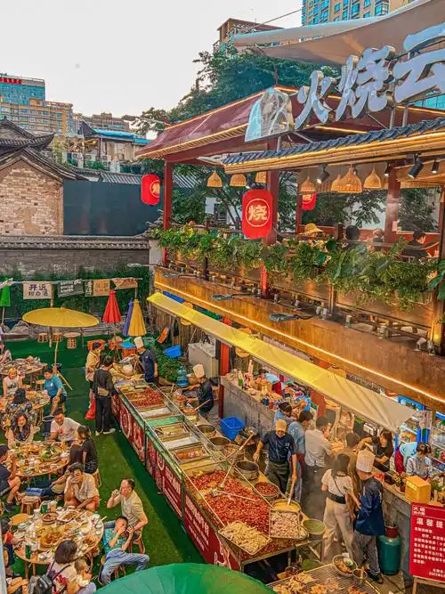 昆明蕞接地气大排档夜市⁉️竹筒喝米酒香