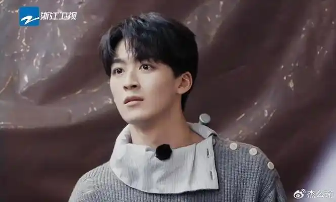 要没有纪凌尘事件,这3人必被骂,这3人必被夸,这1人必不能出圈